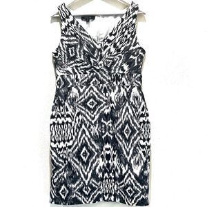 Lafayette 148 New York White Black Geo Tribal Viscose V Neck Sleeveless Shift